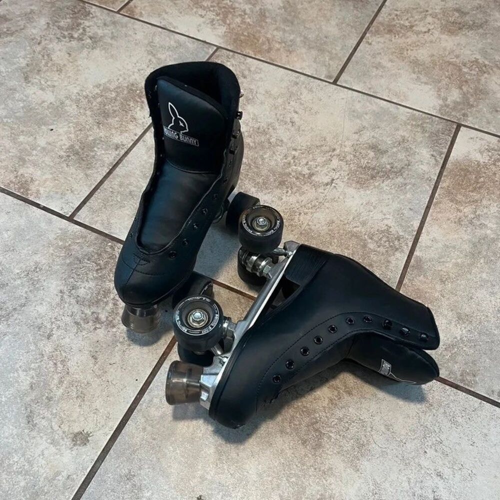 Rolling Bunny Classic High Top Roller Skates Black Retro Indoor Outdoor size 6
